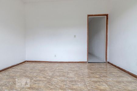 Quarto 1 de casa para alugar com 2 quartos, 55m² em Bento Ribeiro, Rio de Janeiro