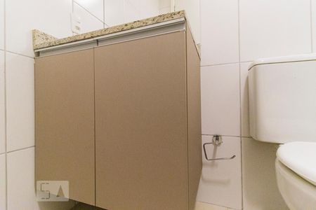 Banheiro - Armário de kitnet/studio para alugar com 1 quarto, 20m² em Centro, São Paulo