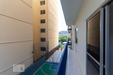 Apartamento para alugar com 90m², 2 quartos e 1 vagaVista Quartos