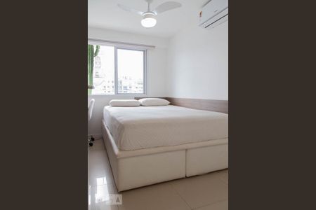 Apartamento para alugar com 74m², 2 quartos e 1 vagaQuarto