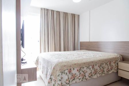 Apartamento para alugar com 74m², 2 quartos e 1 vagaSuíte