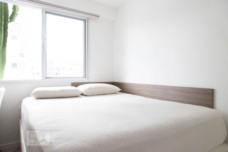 Apartamento para alugar com 74m², 2 quartos e 1 vagaQuarto