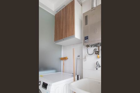 Apartamento para alugar com 74m², 2 quartos e 1 vagaÁrea de serviço