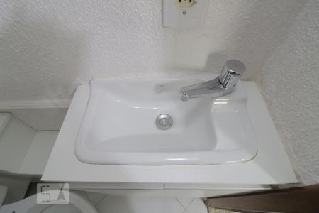 Lavabo - pia de casa de condomínio à venda com 2 quartos, 69m² em Penha de França, São Paulo