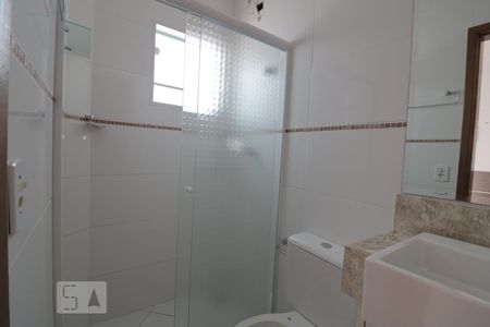 Banheiro da Suite 1 de casa de condomínio à venda com 2 quartos, 65m² em Penha de França, São Paulo