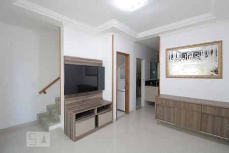 Sala de casa de condomínio à venda com 2 quartos, 65m² em Penha de França, São Paulo