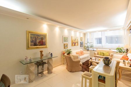 Sala de Apartamento com 3 quartos, 133m² Jardim Paulista