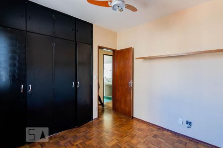 Apartamento à venda com 110m², 3 quartos e 2 vagasQuarto 3