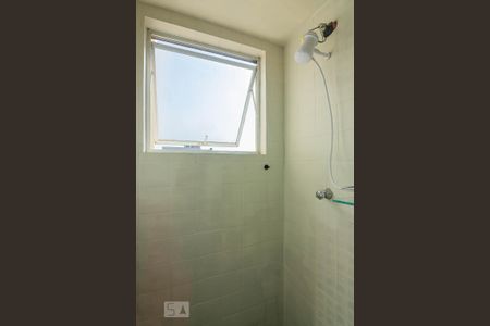 Apartamento à venda com 110m², 3 quartos e 2 vagasChuveiro Banheiro Social