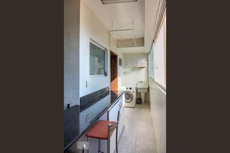 Apartamento à venda com 110m², 3 quartos e 2 vagasÁrea de Serviço