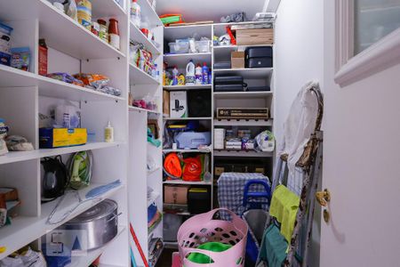 Apartamento para alugar com 160m², 4 quartos e 2 vagasQuarto de Serviço