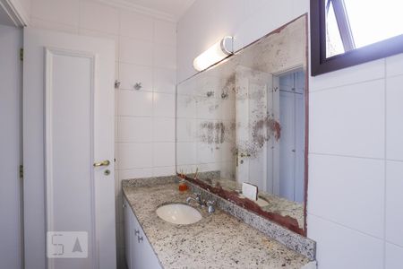 Apartamento para alugar com 160m², 4 quartos e 2 vagasBanheiro Suíte 1