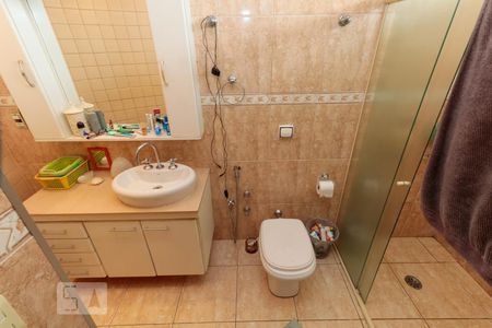 Casa à venda com 200m², 4 quartos e 3 vagasSuíte