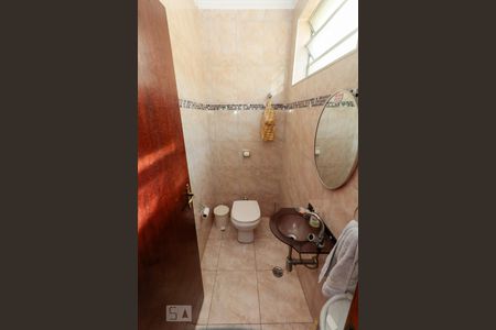 Casa à venda com 200m², 4 quartos e 3 vagasLavabo