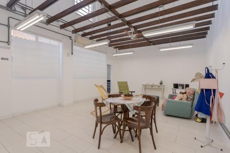 Sala 2 de casa à venda com 3 quartos, 240m² em São Geraldo, Porto Alegre