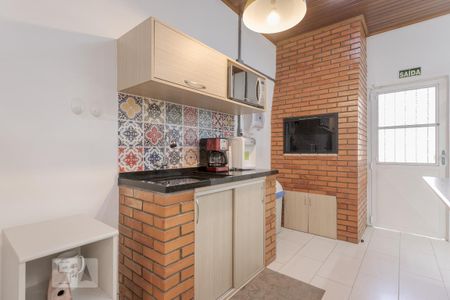 Cozinha 2 de casa à venda com 3 quartos, 240m² em São Geraldo, Porto Alegre
