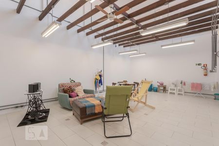Sala 2 de casa à venda com 3 quartos, 240m² em São Geraldo, Porto Alegre