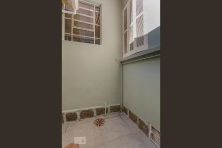 Área de Serviço de casa à venda com 3 quartos, 240m² em São Geraldo, Porto Alegre