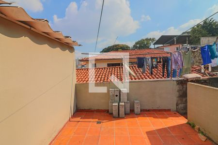 Casa à venda com 380m², 2 quartos e 3 vagas Casa à venda com 380m², 2 quartos e 3 vagasPomar / Quintal
