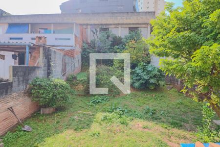 Casa à venda com 380m², 2 quartos e 3 vagas Casa à venda com 380m², 2 quartos e 3 vagasPomar / Quintal