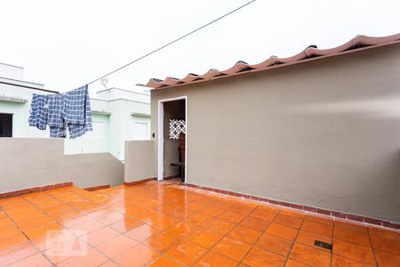 Casa à venda com 380m², 2 quartos e 3 vagas Casa à venda com 380m², 2 quartos e 3 vagasQuintal