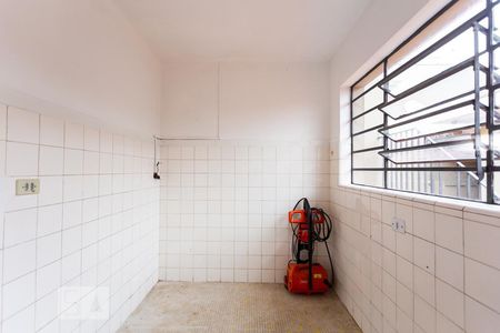 Casa à venda com 380m², 2 quartos e 3 vagas Casa à venda com 380m², 2 quartos e 3 vagasÁrea de Serviço