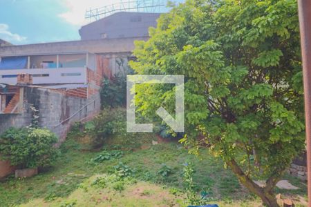 Casa à venda com 380m², 2 quartos e 3 vagas Casa à venda com 380m², 2 quartos e 3 vagasPomar / Quintal