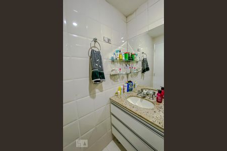 Apartamento à venda com 66m², 3 quartos e 1 vagaBanheiro