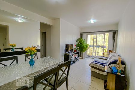 Sala de apartamento à venda com 3 quartos, 66m² em Vila Prudente, São Paulo