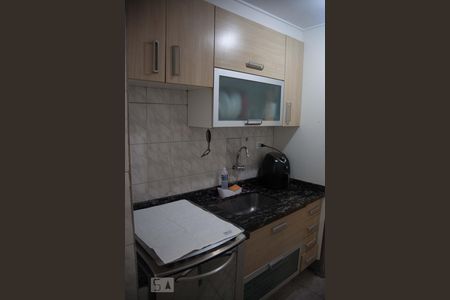 Apartamento à venda com 64m², 2 quartos e 1 vagaCozinha