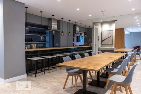 Studio para alugar com 26m², 1 quarto e sem vaga Studio para alugar com 26m², 1 quarto e sem vagaÁrea comum - Salão de festas