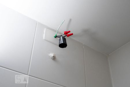 Banheiro de kitnet/studio à venda com 1 quarto, 26m² em Liberdade, São Paulo