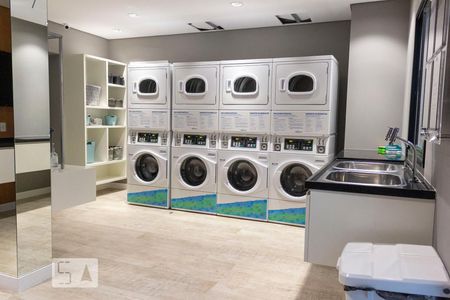 Studio para alugar com 26m², 1 quarto e sem vaga Studio para alugar com 26m², 1 quarto e sem vagaLavanderia