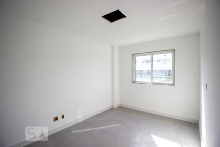 Apartamento à venda com 100m², 3 quartos e 2 vagasSuíte