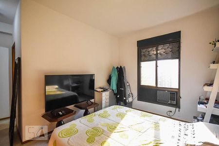 Apartamento à venda com 300m², 4 quartos e 4 vagas Apartamento à venda com 300m², 4 quartos e 4 vagasSuíte 1