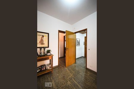 Apartamento à venda com 300m², 4 quartos e 4 vagas Apartamento à venda com 300m², 4 quartos e 4 vagasHall de entrada