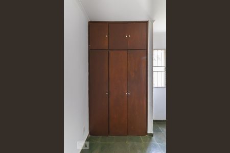 Apartamento para alugar com 73m², 3 quartos e 1 vaga Apartamento para alugar com 73m², 3 quartos e 1 vagaQuarto 2 - Armários