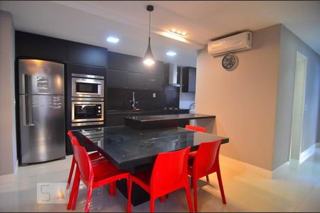 Apartamento à venda com 88m², 3 quartos e 1 vagaCozinha