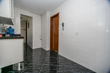 Apartamento à venda com 80m², 2 quartos e 1 vagaCozinha