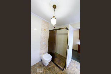 Casa para alugar com 120m², 2 quartos e 2 vagasBanheiro