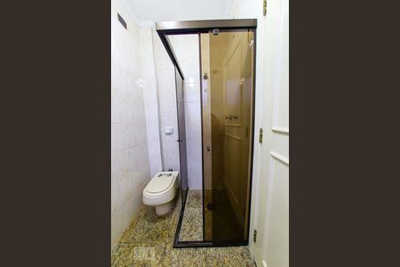 Casa para alugar com 120m², 2 quartos e 2 vagasBanheiro de Serviço