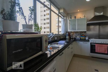 Apartamento à venda com 183m², 4 quartos e 3 vagasCozinha