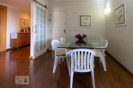 Apartamento à venda com 183m², 4 quartos e 3 vagasCopa