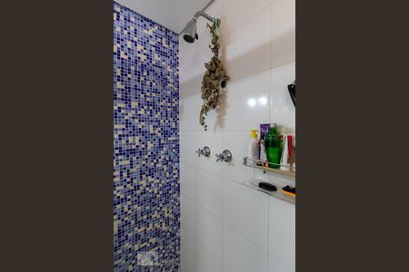 Apartamento à venda com 183m², 4 quartos e 3 vagasBanheiro da Suíte 2