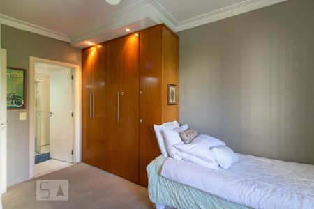 Apartamento à venda com 183m², 4 quartos e 3 vagasSuíte 2