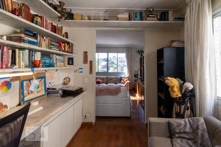 Apartamento à venda com 183m², 4 quartos e 3 vagasEscritório