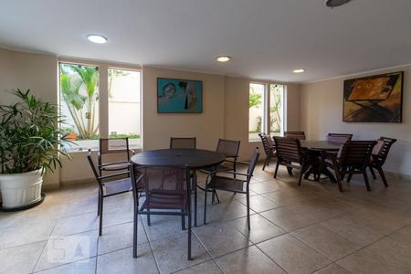 Apartamento à venda com 183m², 4 quartos e 3 vagasÁrea comum - Salão de festas