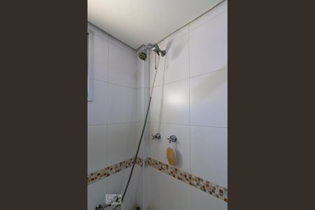 Apartamento à venda com 183m², 4 quartos e 3 vagasChuveiro Suíte 1