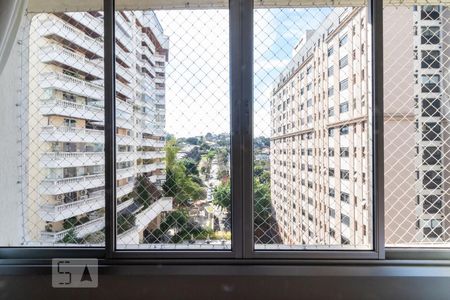 Vista Sala de apartamento à venda com 4 quartos, 183m² em Real Parque, São Paulo