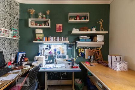 Apartamento à venda com 183m², 4 quartos e 3 vagasQuarto 2